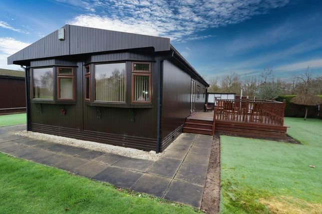 Thumbnail Mobile/park home for sale in Torksey Lock, Lincoln