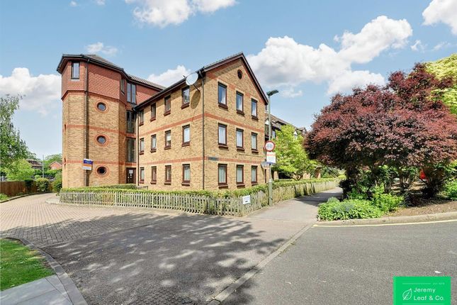 1-bed house on Stokes Court, 24, Stokes Court, London, £235,000