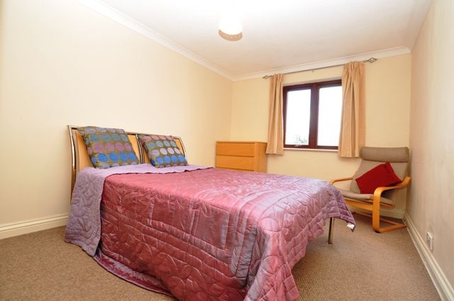 83, Birchwood Court, Norton Way North, Letchworth Garden City photo 5