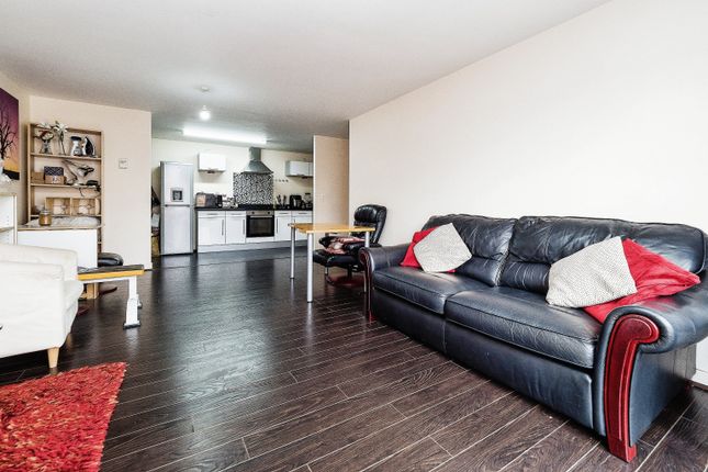 Apartment 157, Burford Wharf Apartm, 3, Cam Road, London photo 5