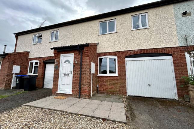 Thumbnail Terraced house for sale in Lincoln Way, Daventry