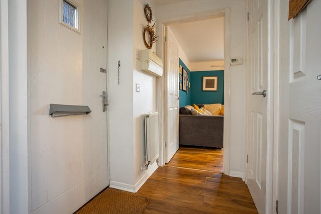 4, Belgrave Close, Loughborough photo 4