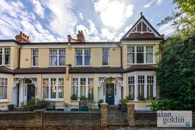 Thumbnail Terraced house to rent in Grand Avenue, London