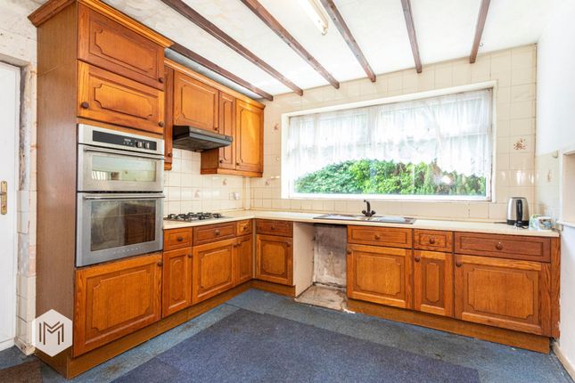 4 Marlow Close, Bolton photo 3