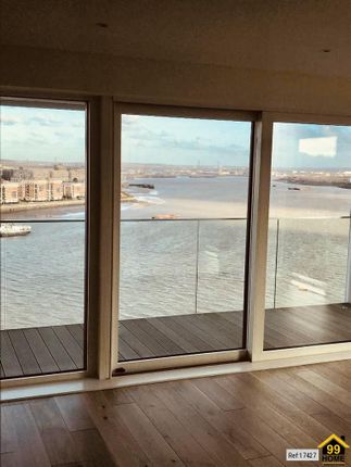 Flat 1305, Hampton Apartments, London photo 3