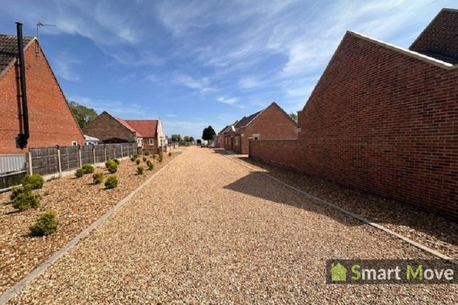 Detached bungalow for sale in Hillgate, Gedney Hill, Spalding, Lincolnshire.