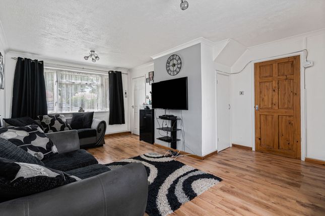 12 Bath Crescent, Huntingdon photo 3