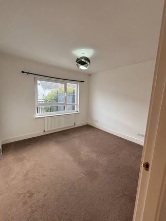 18, Stance Place, Larbert photo 4