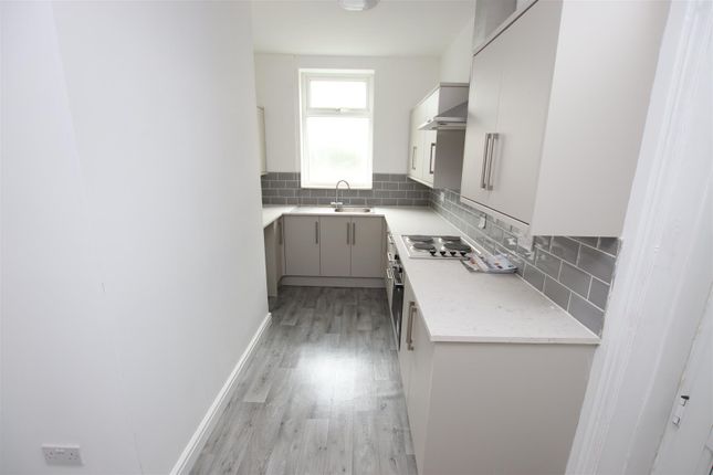 97, Victoria Road, Bradford photo 3