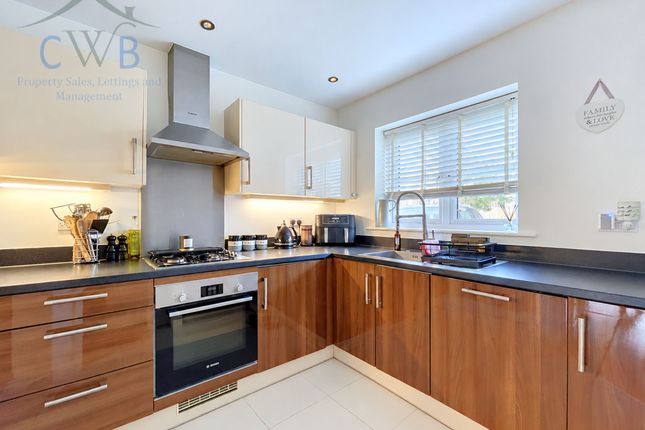 1 Linnitt Road, Snodland photo 4