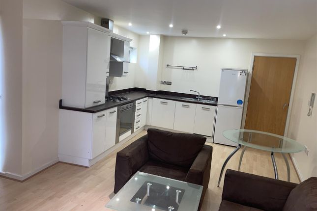 Apartment 106, City Quay, Ellerman Road, Liverpool photo 3