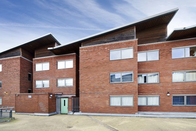 Thumbnail Flat for sale in Hales Prior, Calshot Street, London