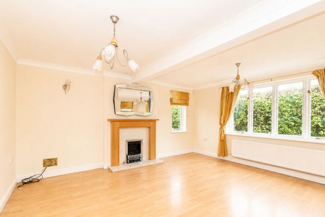 4, Swallowfields, Chester photo 2
