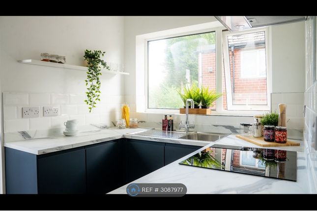 Hazel Grove, Stockport photo 5
