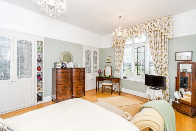 5, Castle Malwood Lodge, Lyndhurst photo 3