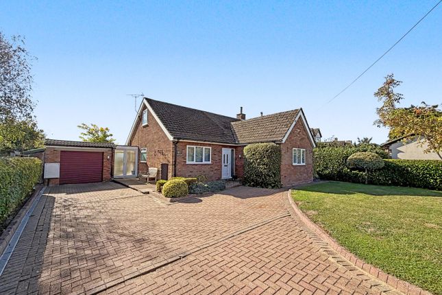 3-bed bungalow on 34, Wood End Lane, Bedford, £450,000