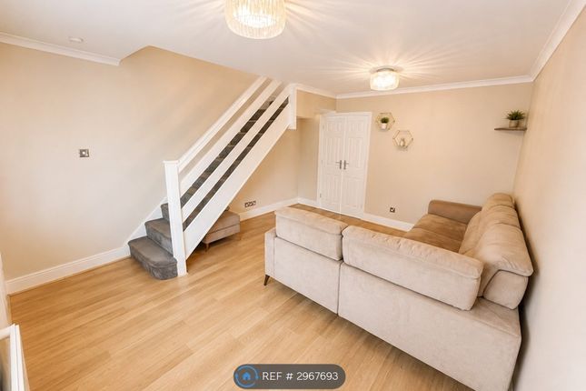 Bushbarns, Cheshunt, Waltham Cross photo 2