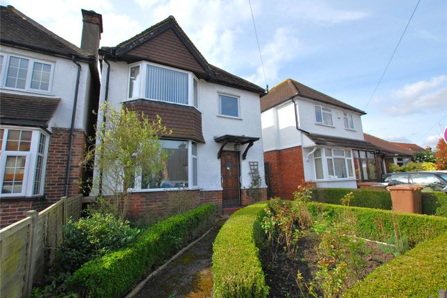 Thumbnail Detached house to rent in Beckingham Road, Guildford, Surrey