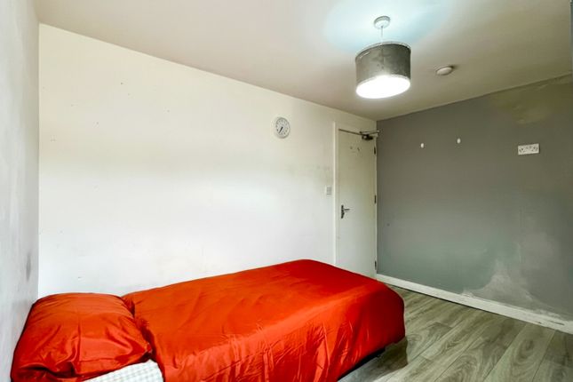 1, York Drive, Birmingham photo 3