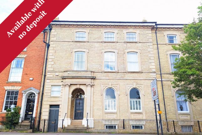Thumbnail Town house to rent in North Parade, Grantham