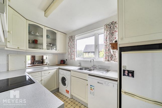 17, River Close, Wimborne photo 4