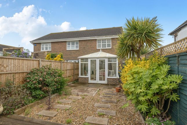 1 Norman Way, Bognor Regis photo 2