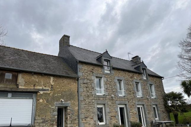 Property for sale in Saint-Vran, Bretagne, 22230, France