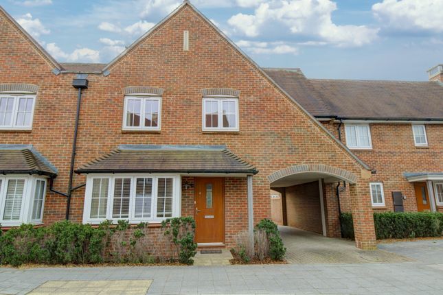 Thumbnail Semi-detached house for sale in Illett Way, Faygate, Horsham