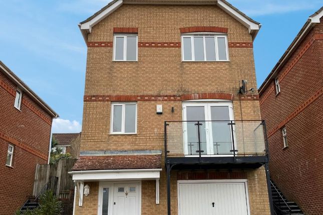 Detached house to rent in Harbour Way, St. Leonards-On-Sea TN38