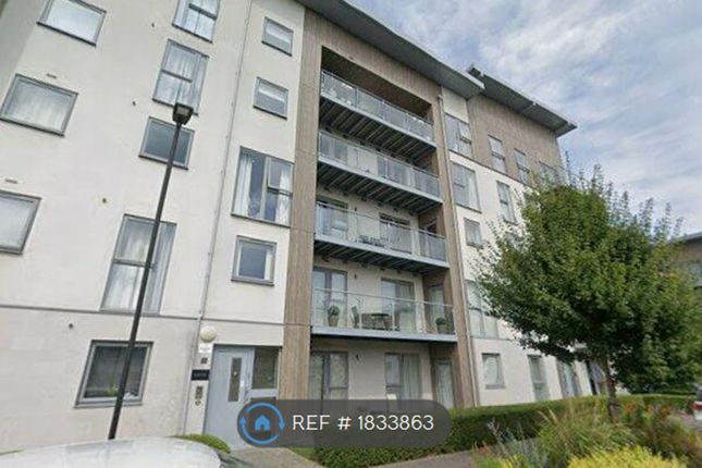 Maidenhead - Two Bed, Two Bathroom, Top Floor
