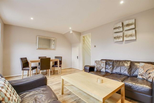 75, Engaine Drive, Milton Keynes photo 3