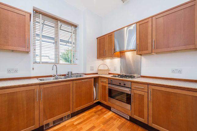 2 Pearson Mews, 6, Edgeley Road, London photo 4