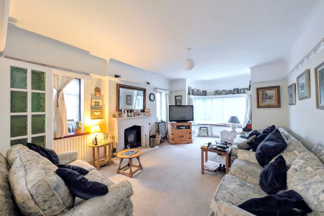 4, Arlington Avenue, Worthing photo 2