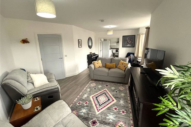 Flat 4, Court Rise,, Hoggan Park, Powys photo 2