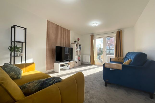 4, Coral Crescent, Warsop, Mansfield photo 2