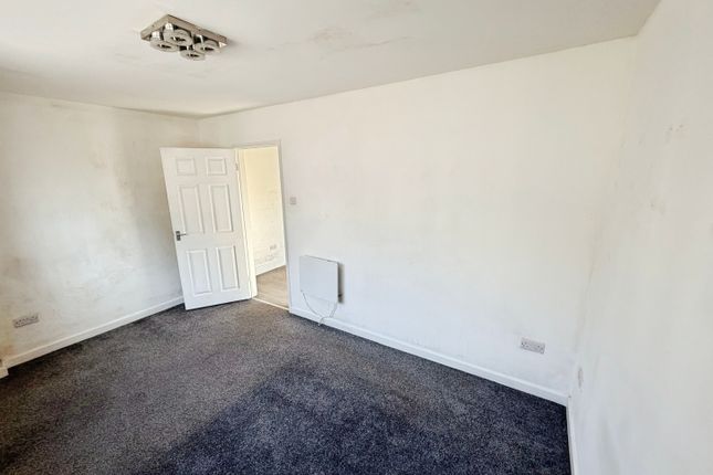 34A, AMMANFORD photo 4