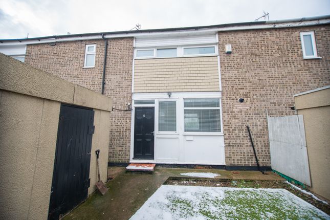 Thumbnail Terraced house to rent in Perran Close, Hull