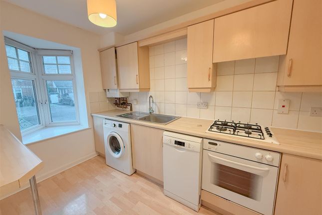 39, Magnolia Gardens, Edgware photo 3