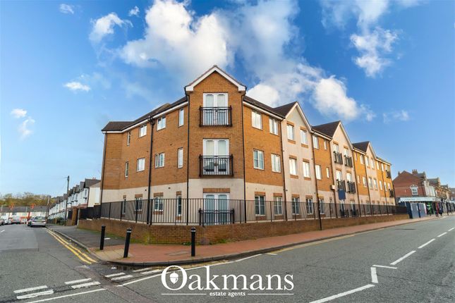 Thumbnail Flat for sale in Sandhurst Court, Dunsford Road, Smethwick