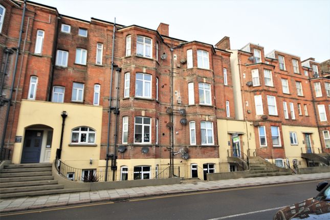 Flat to rent in Clevedon House, Prince Of Wales Road, Cromer NR27
