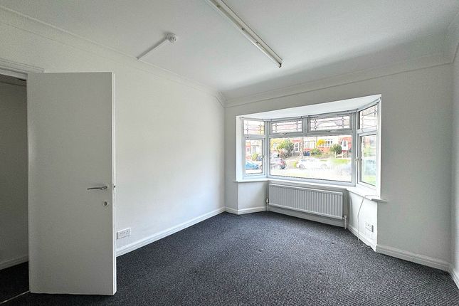 Thumbnail Semi-detached house to rent in Whitton Avenue East, Perivale