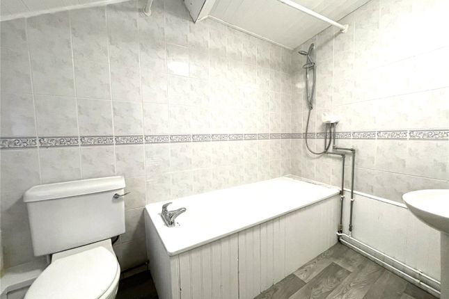 Flat 9,, Ditton Street, Somerset photo 3