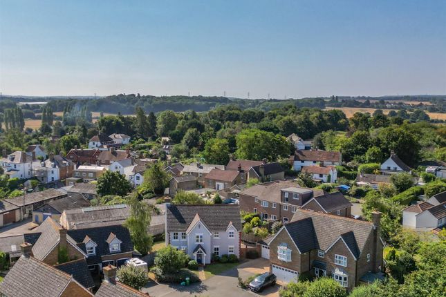4, Hogs Orchard, Swanley Village photo 2