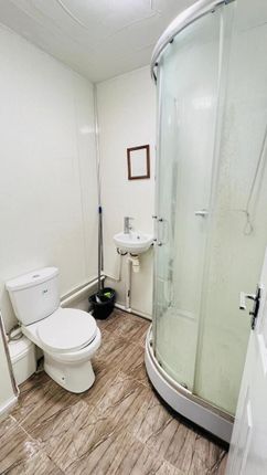 Thumbnail Room to rent in Cromwell Road, Luton