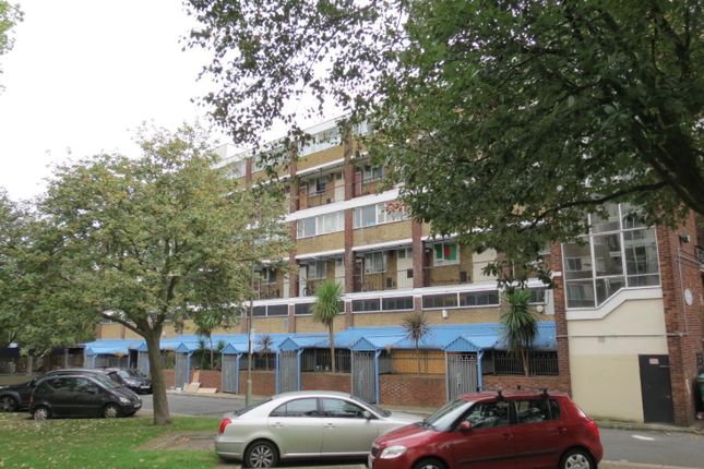 Flat for sale in Tildesley Road, London