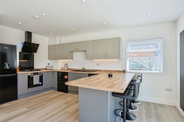 12, Saxonhurst Road, Dorset photo 2
