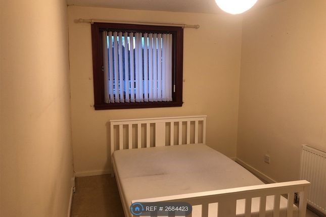 Ardross Court, Glenrothes photo 5
