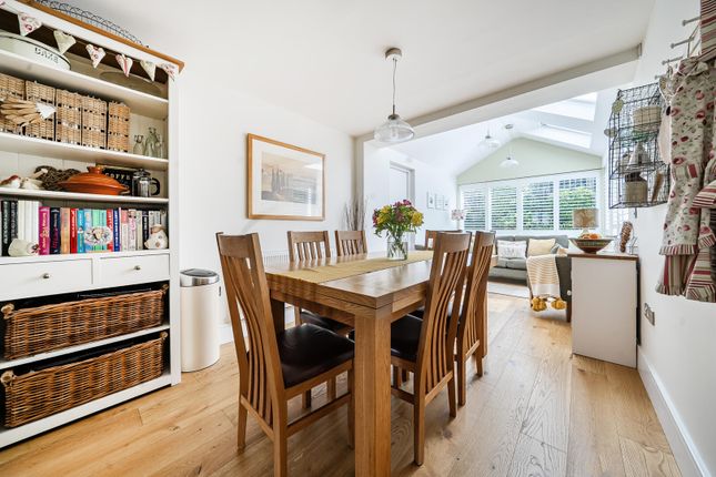 5, Sopers Field, Axminster photo 4