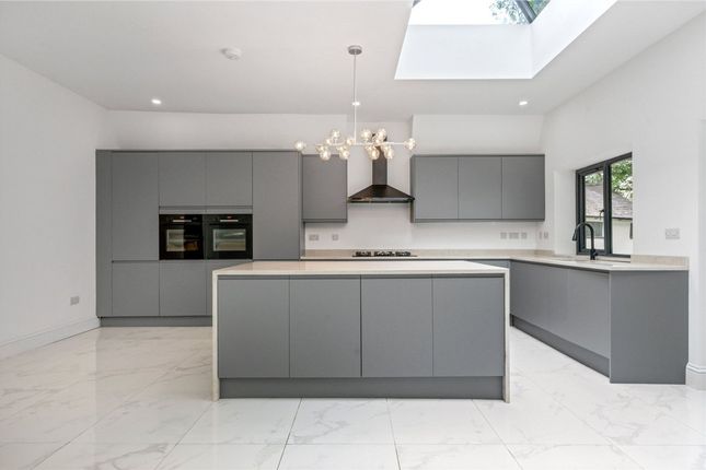 56 Stoughton Road, Leicester photo 3