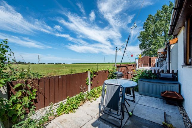 2, Pleasant View Longmeanygate, Leyland photo 2